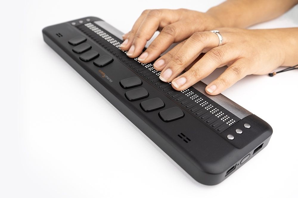 BRAILLIANT BI 40X 1. COMMODITY CODE 2. 2 YEAR RETURN TO BASE WARRANTY 3. PRODUCTS FOR BLIND AND VISUALLY IMPAIRED PERSONS